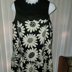 Gorgeous floral sleeveless dress 2/$20